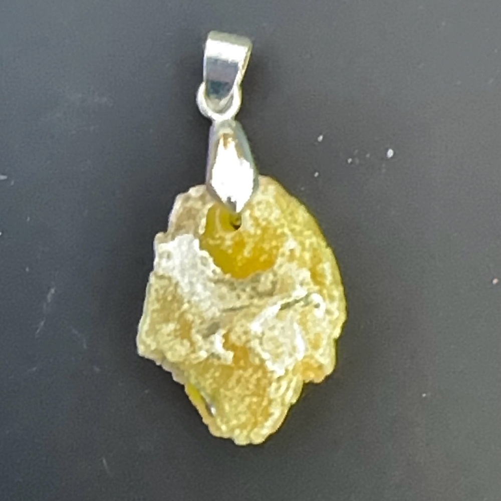 Natural Brucite Freeform Pendants with stainless steel - Picture 3 of 17